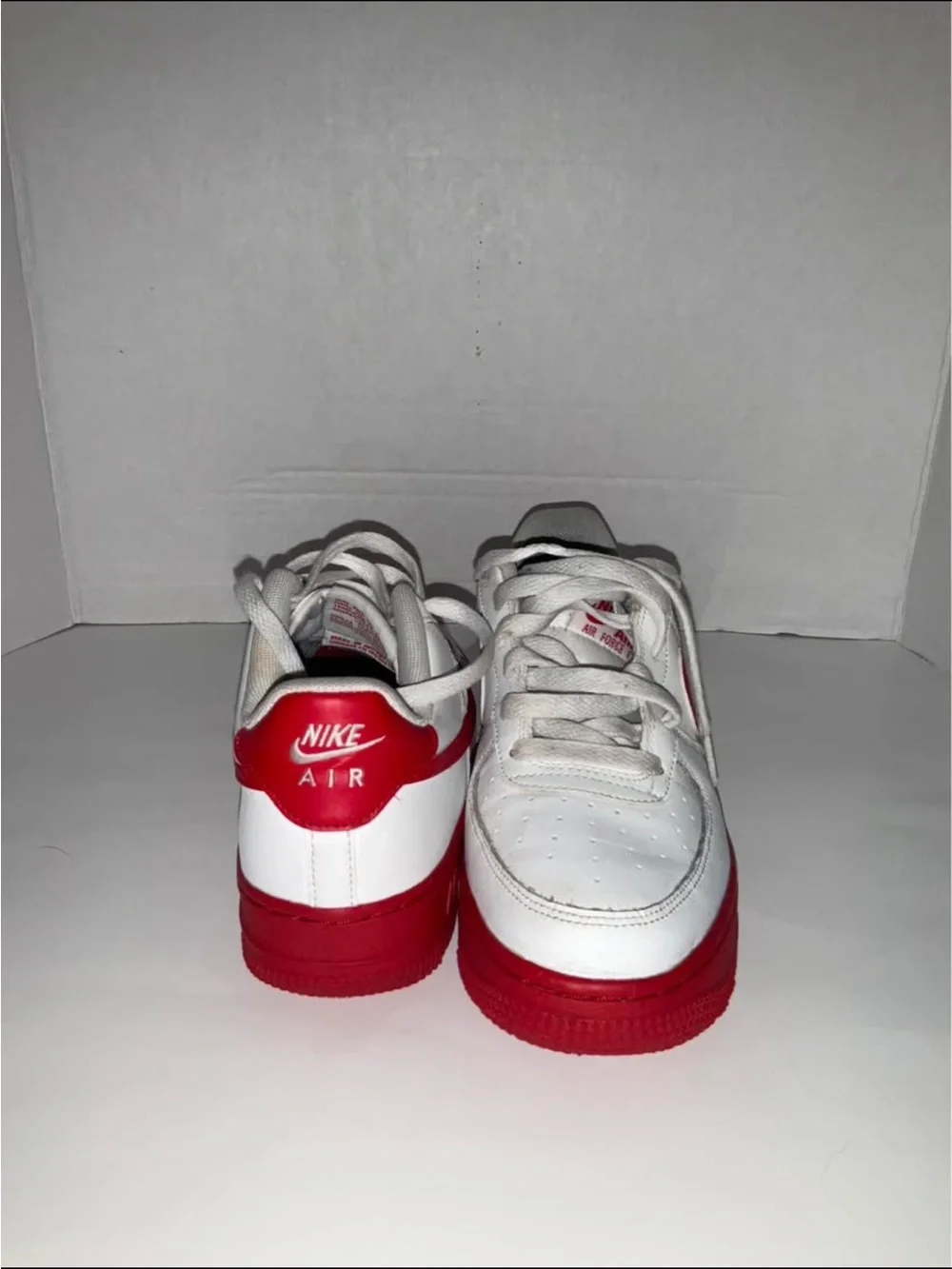 GS) Nike Air Force 1 'White Red Sole